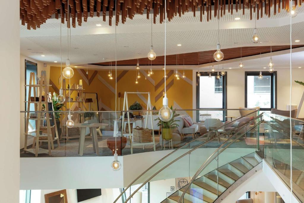 MASSY-Garden Inn